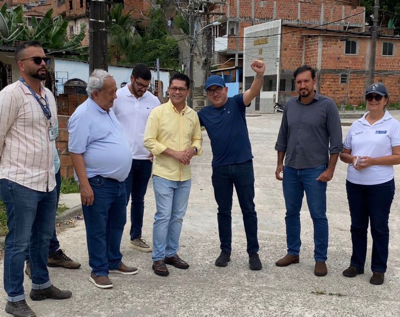 Imagem de Vereador Anderson Ninho vistoria obras de urbanização na Baixa da Paracaína e Baixa da Santa Rita
