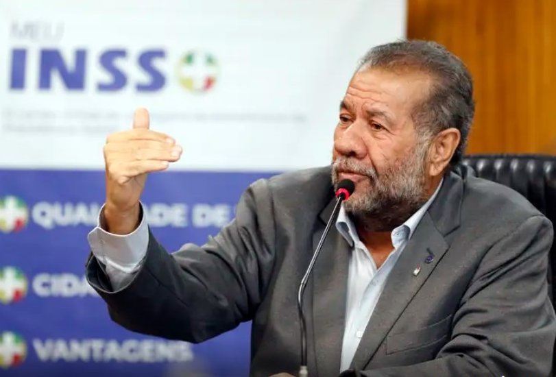 Imagem de Bancada do PDT Abandona Base Aliada de Lula Após Demissão de Lupi