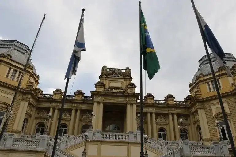 Imagem de Dois escolhidos para a equipe de transição de Douglas Ruas já ocuparam cargos na gestão Cláudio Castro