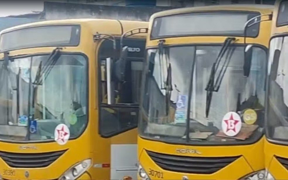 Cerca de 75 coletivos foram impedidos de sair na capital baiana