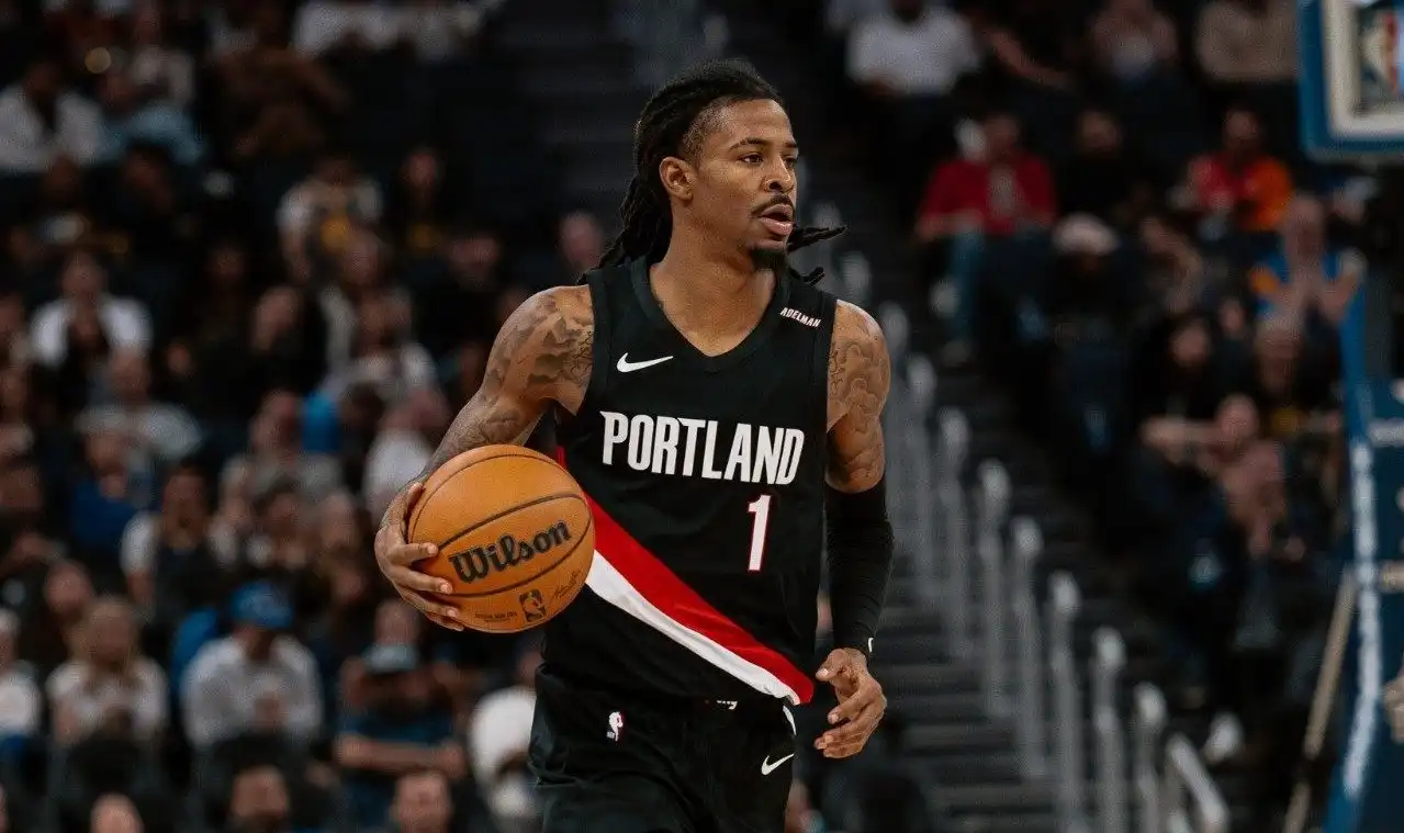 Imagem de Ja Morant, do Portland Trail Blazers, sofre lesão e vira o oitavo nome da NBA fora de ação em apenas um mês de liga