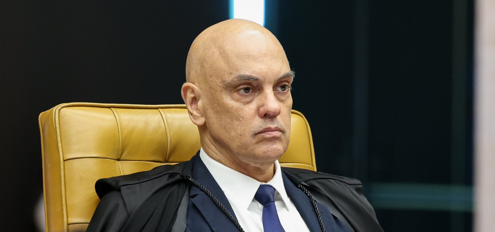 Imagem de Moraes se declara impedido em ação que pede registros de visitas de sua esposa e Vorcaro ao Senado
