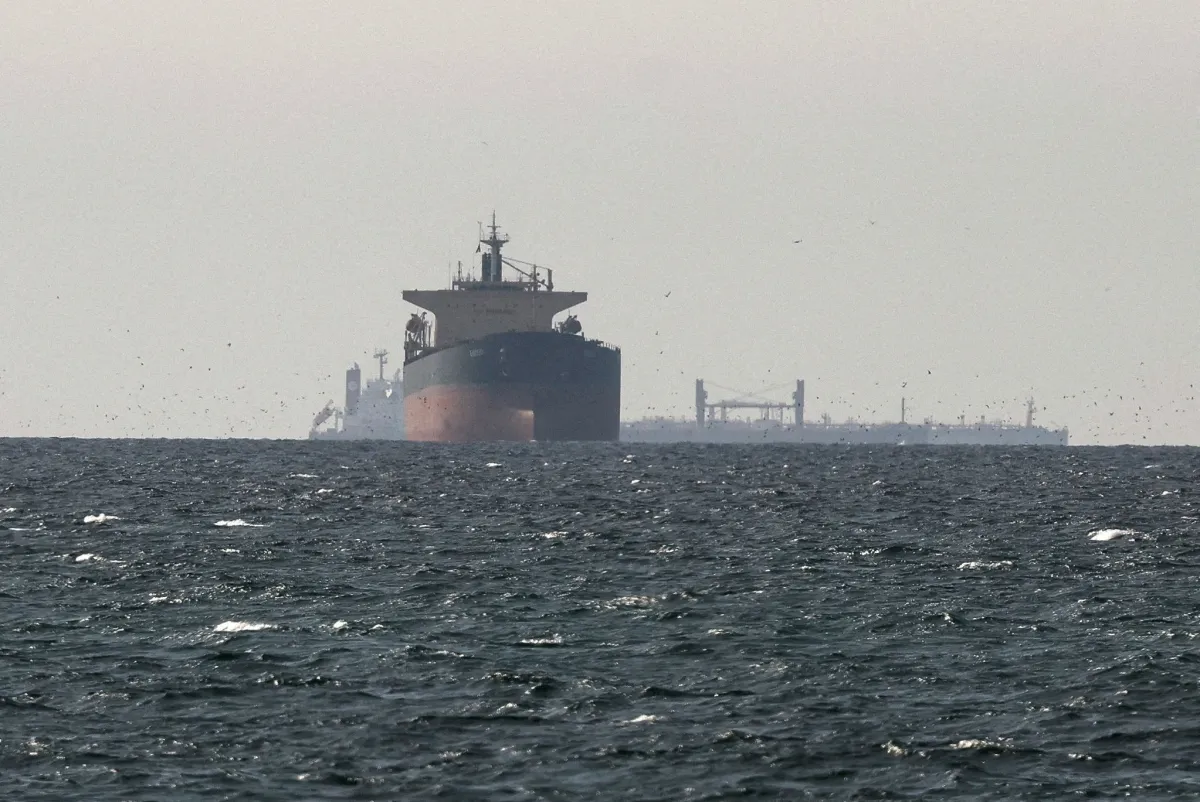 Imagem de Irã apreende dois navios no Estreito de Ormuz e aumenta tensão no Oriente Médio