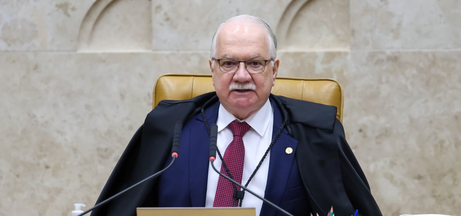 Imagem de Fachin se reúne com ministros e avalia assumir casos Master e INSS