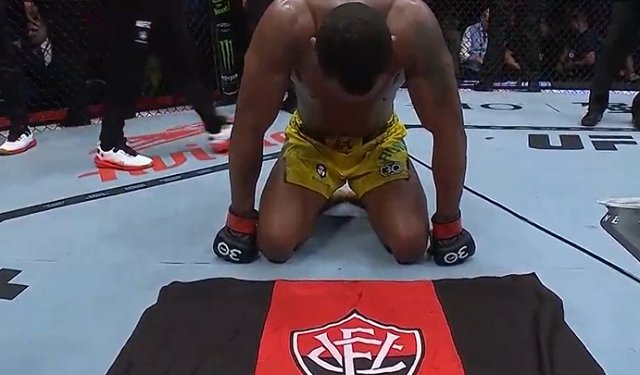 Imagem de Malhadinho faz show no UFC São Paulo e vence Lewis