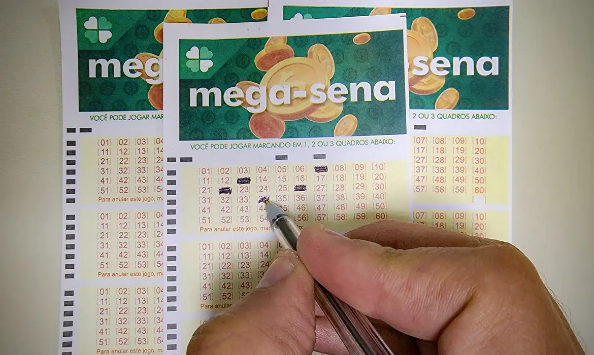 Imagem de Mega-Sena acumula novamente e prêmio vai a R$ 6 milhões