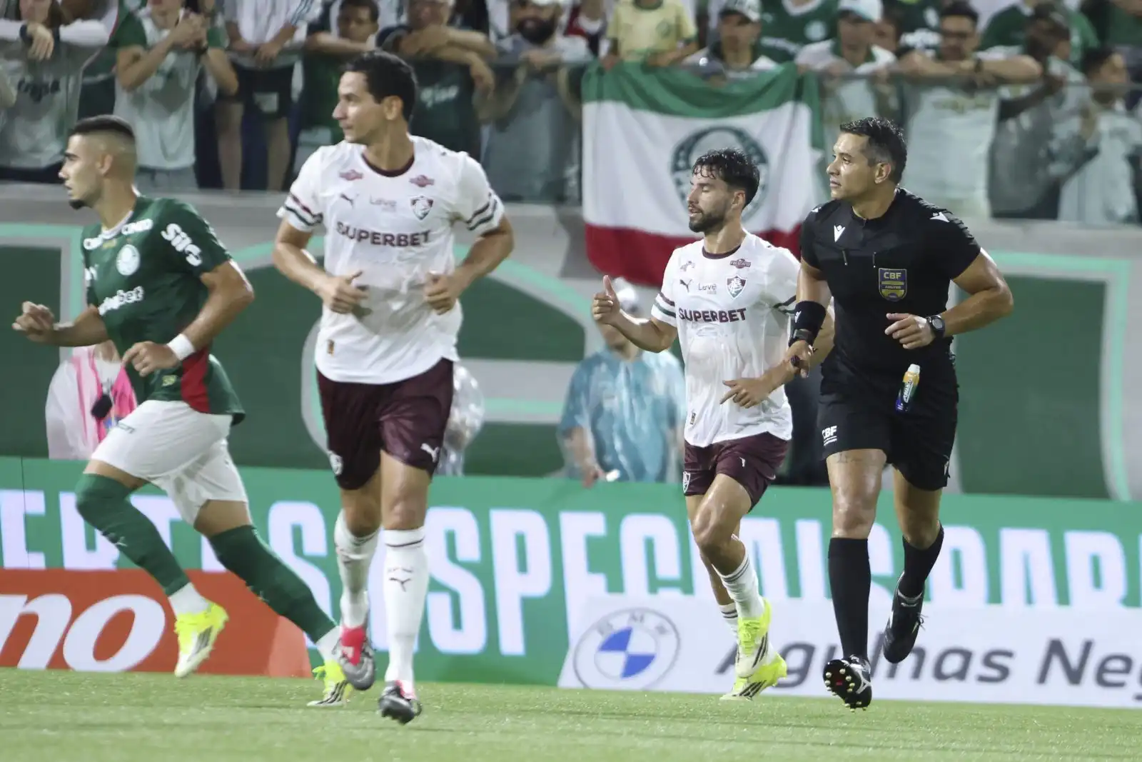 Imagem de Onde assistir a Fluminense x Palmeiras pela Libertadores e aos outros jogos desta quarta-feira (14)