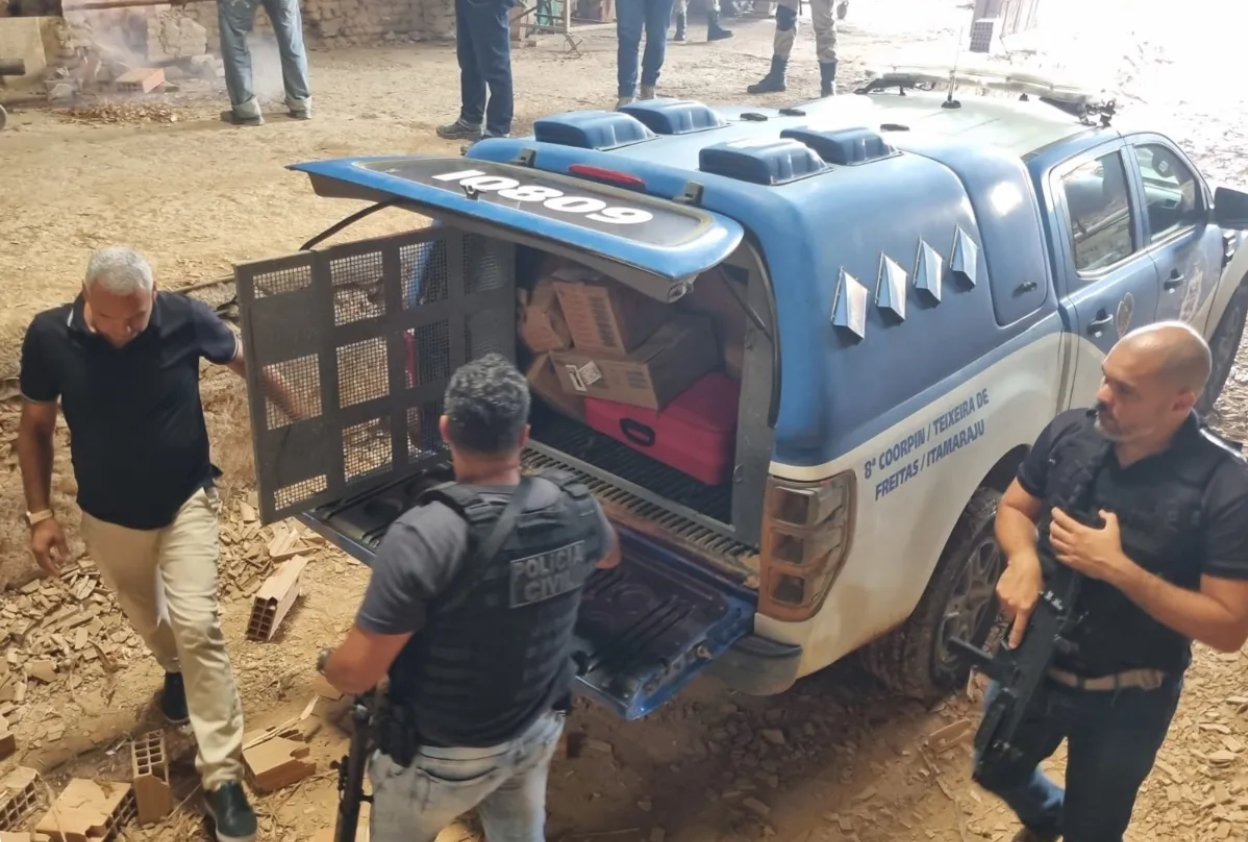 Imagem de Mais de 40 quilos de drogas apreendidas são incineradas