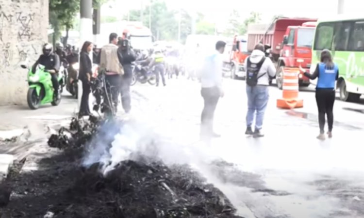Imagem de Manifestantes bloqueiam Marginal Tietê, em São Paulo, na manhã desta segunda