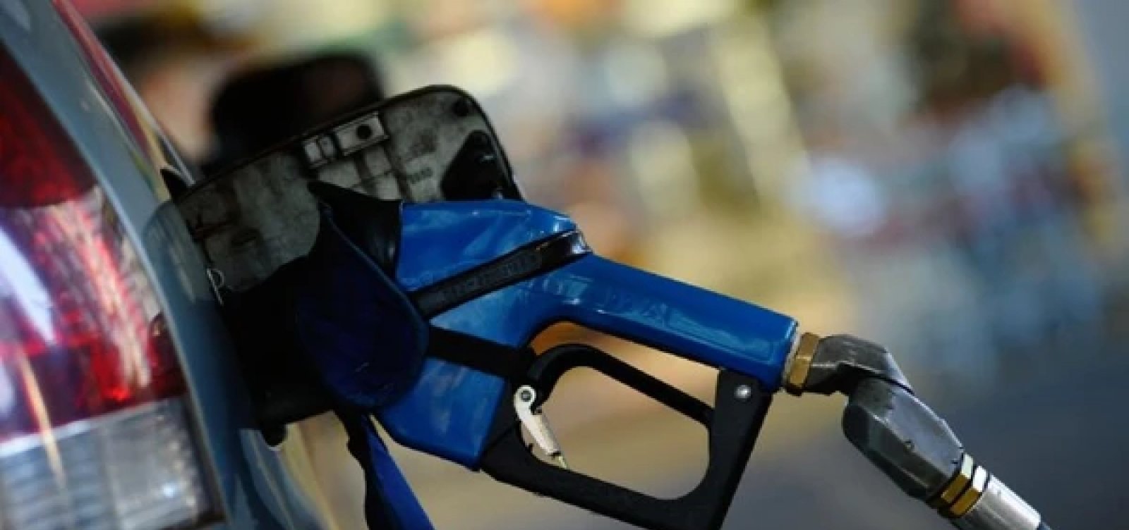 Imagem de Gasolina fica mais cara na Bahia após novo reajuste; aumento chega a 10,2%