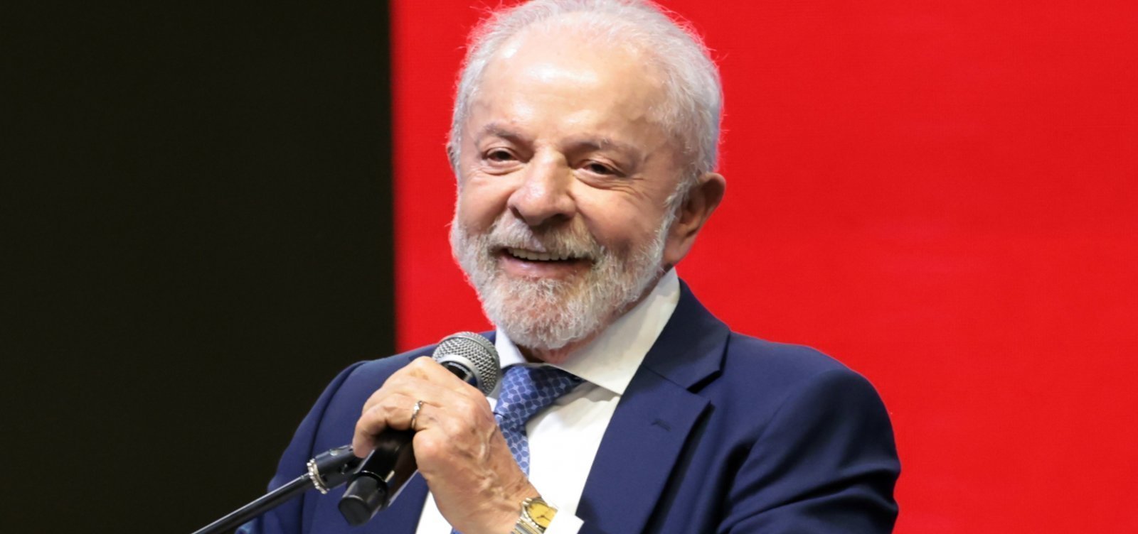 Imagem de Lula passa por dois procedimentos médicos em São Paulo nesta sexta-feira