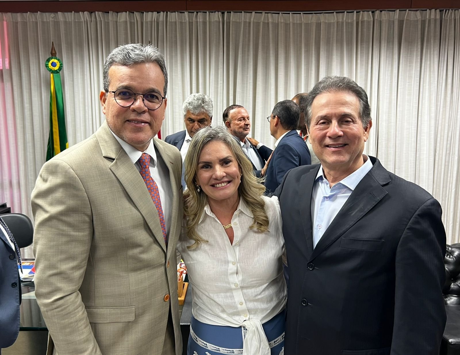 Imagem de Ricardo Almeida cobra investigação após invasão na Câmara de Salvador e leva denúncia à Assembleia com vereadores