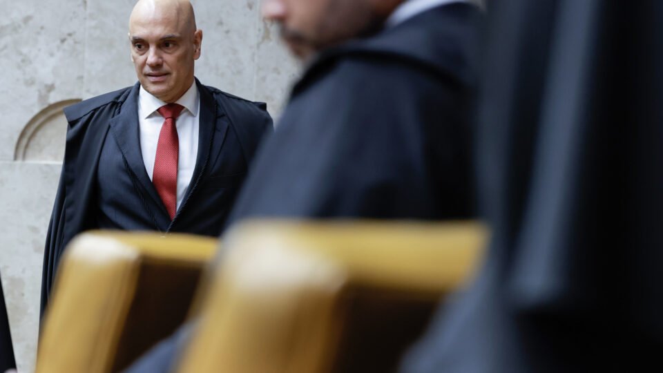 Imagem de Alexandre de Moraes pode ser investigado por crime de abuso após suspensão do X