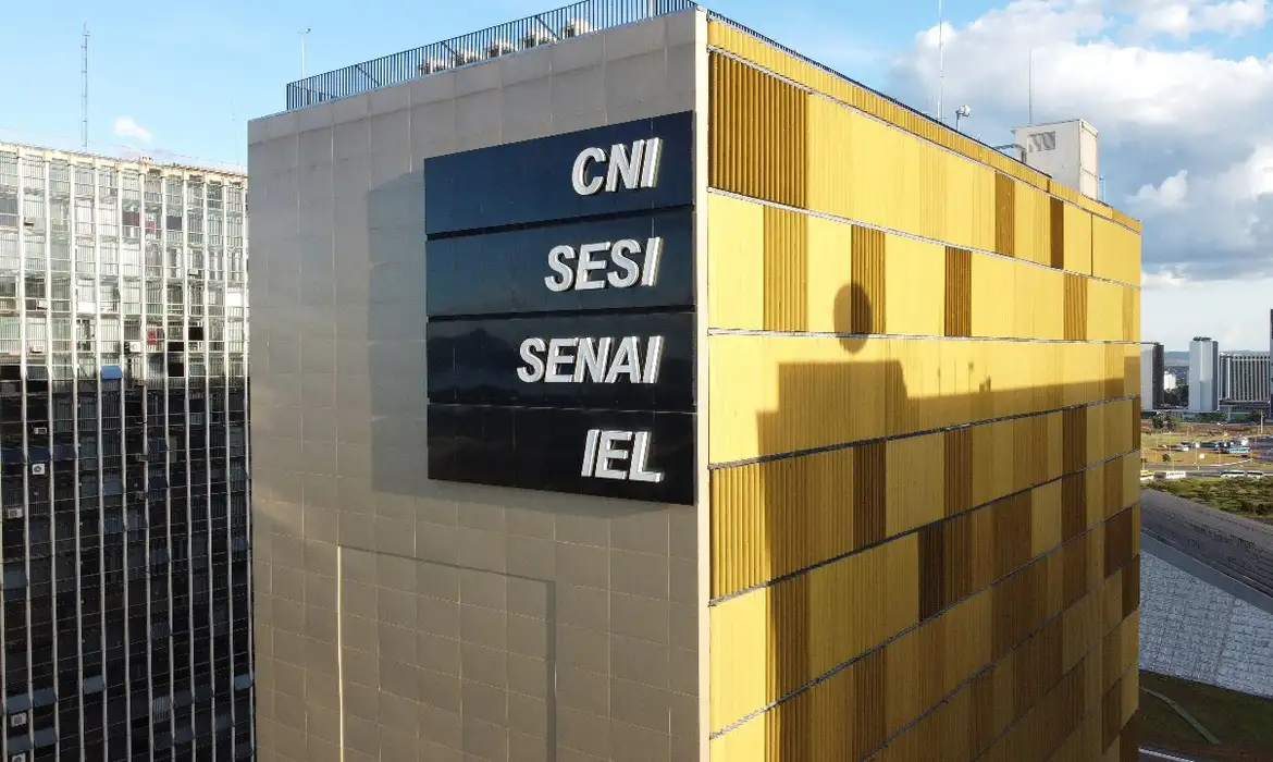 Imagem de Setor produtivo reage à manutenção da Selic em 15% ao ano