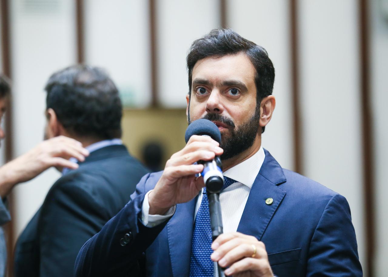 Imagem de Tiago Correia critica criação de nova secretaria da Ponte Salvador-Itaparica: “Mais cargos, mais gastos e nenhuma prioridade com o que importa”
