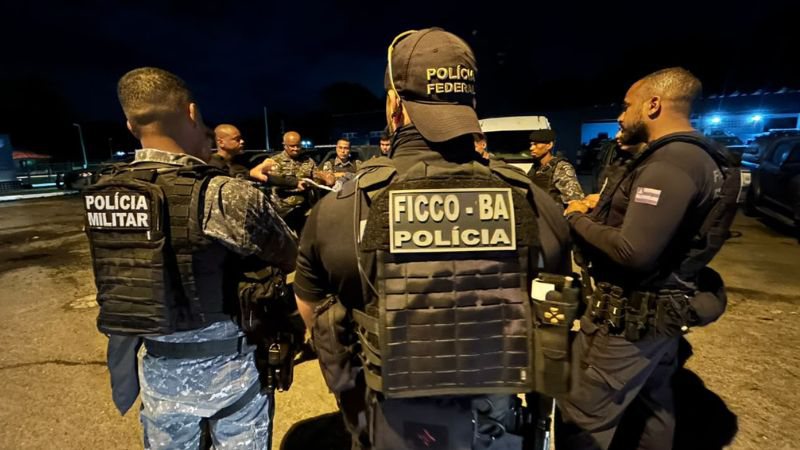 Imagem de Operação contra tráfico de armas cumpre mandados em três cidades da Bahia