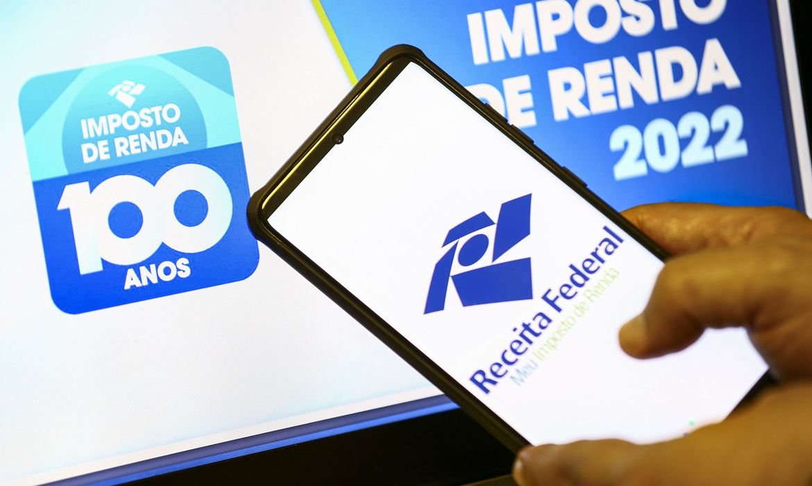 Imagem de Empresas têm até hoje para enviar comprovantes de rendimentos