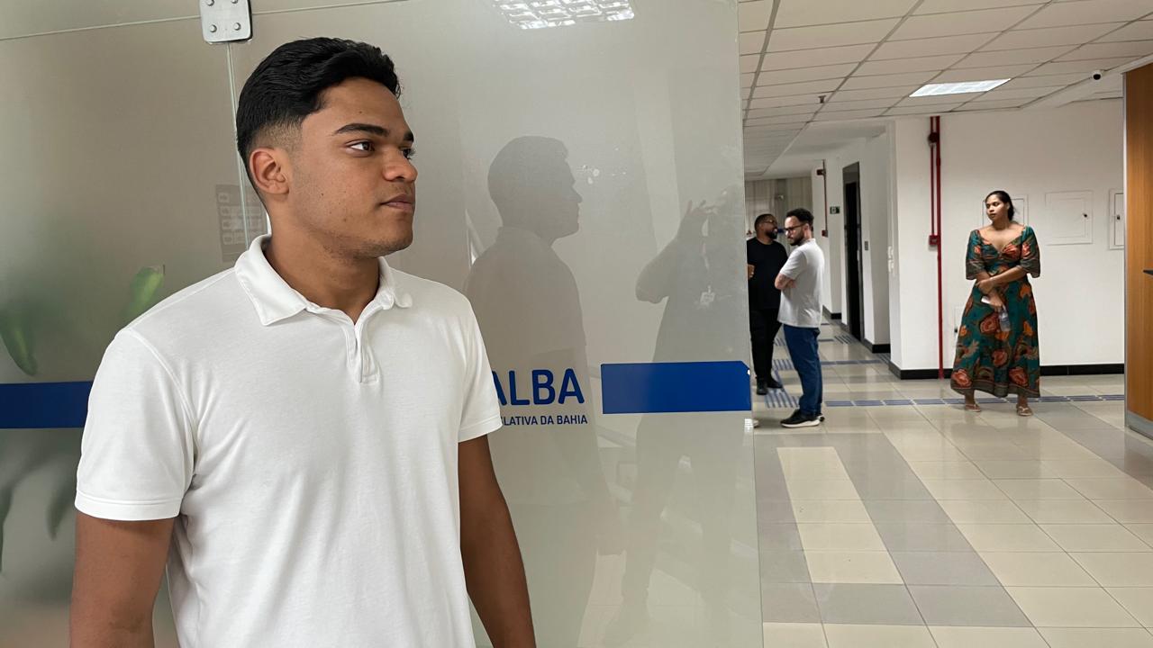 Imagem de Sandro Filho coloca em dúvida candidatura a federal e expõe incômodo com estrutura da Câmara de Salvador