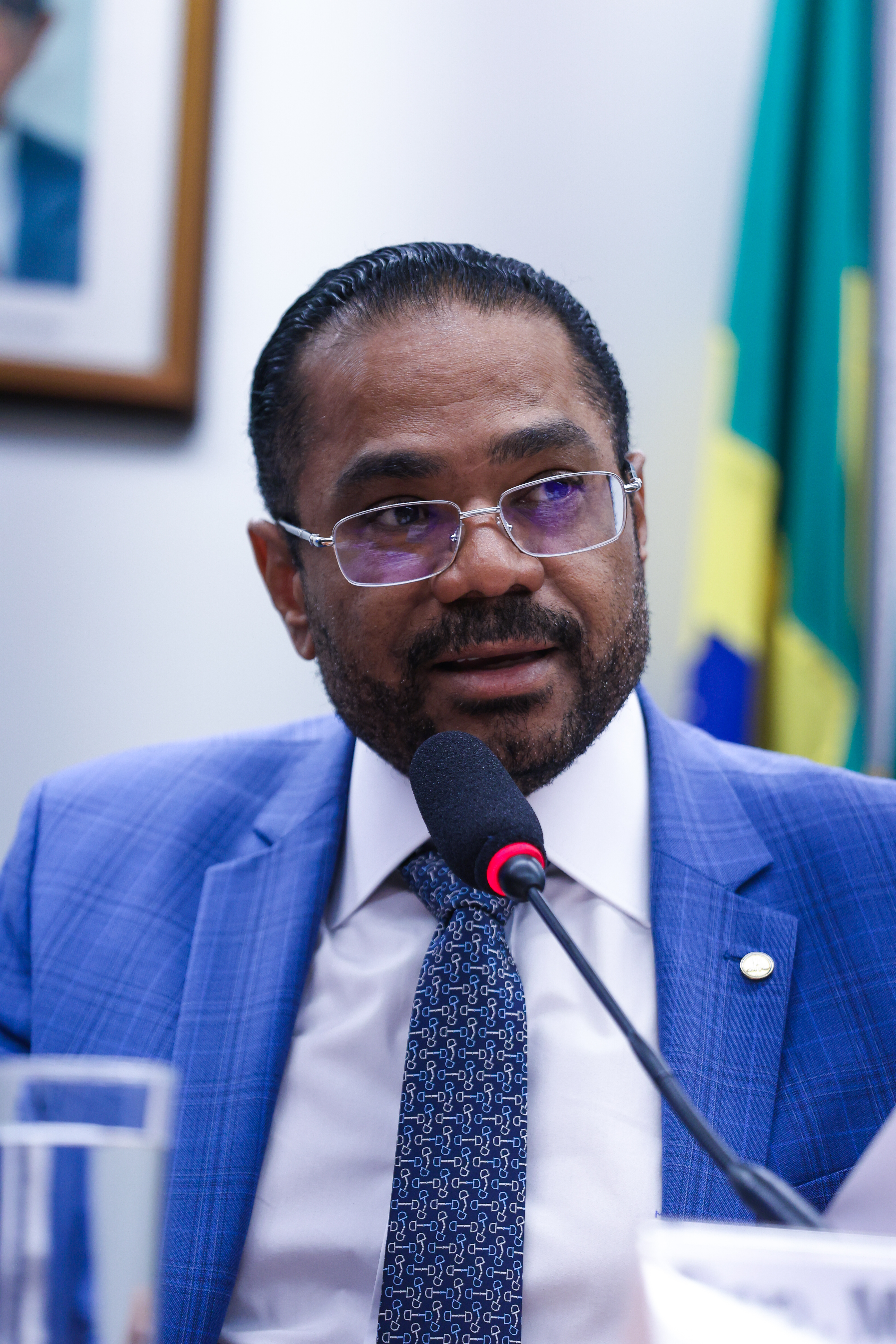 Imagem de Marinho assume relatoria de projeto que beneficia cacauicultores de todo o Brasil.