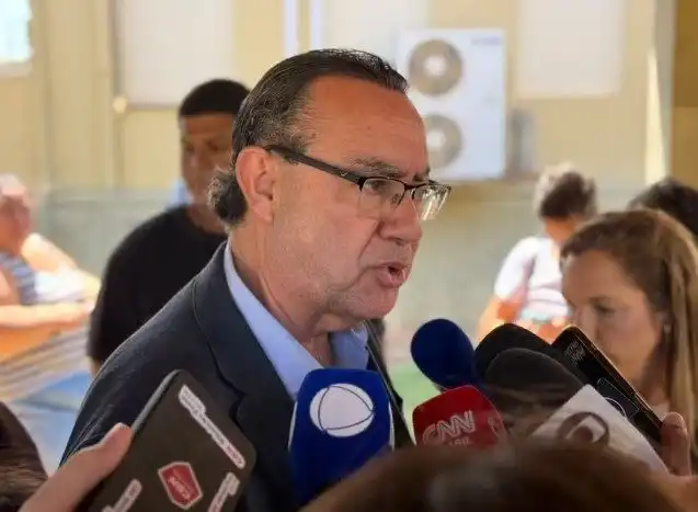 Imagem de Augusto Cury vota no interior de SP e defende fim da polarização política