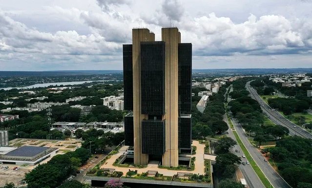 Imagem de Projeção para inflação em 2025 sobe para 5,68%, segundo economistas do Banco Central