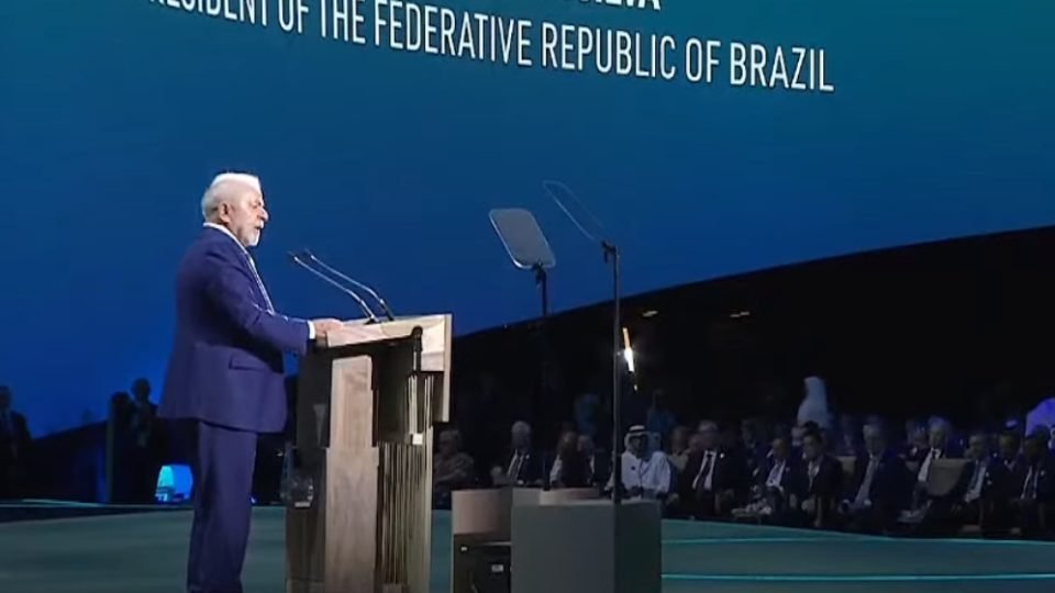 Imagem de Lula critica líderes mundiais por falta de comprometimento dos acordos do clima