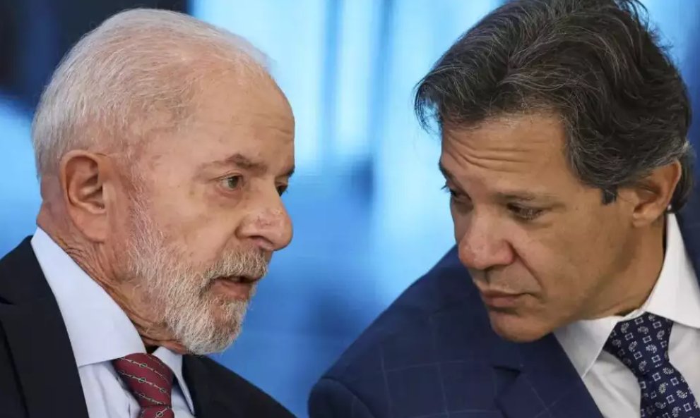Imagem de Erros do governo levam pânico aos poupadores