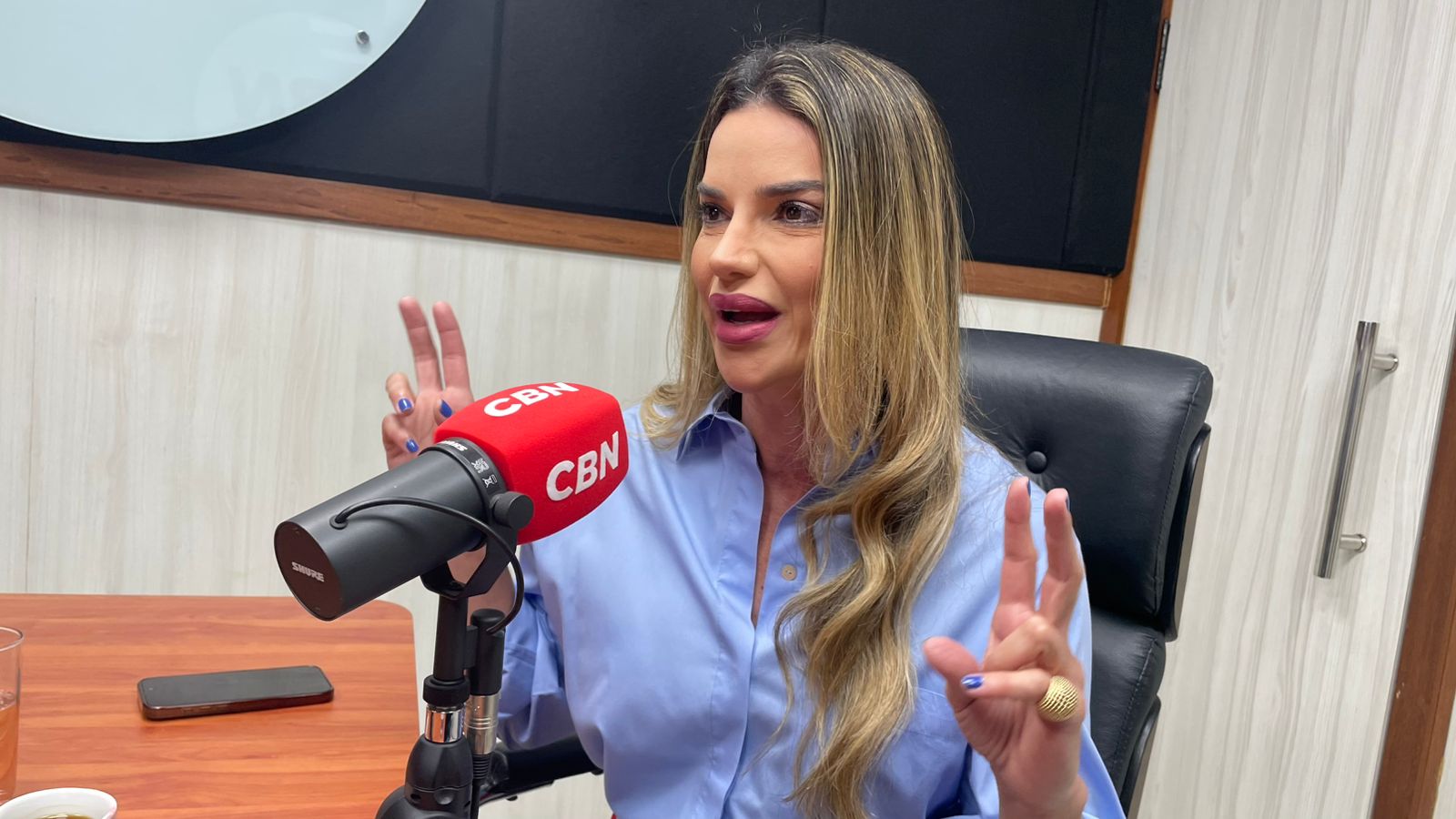 Imagem de Roberta Caires chama Jerônimo de 'fraco' e 'negacionista', defende protagonismo feminino e nega que grupo discuta sucessão em Salvador