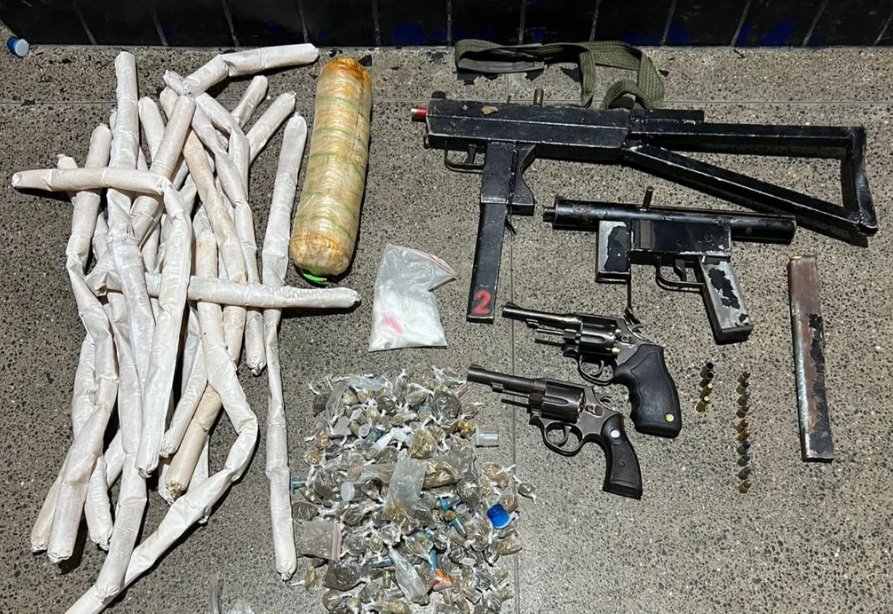 Imagem de Confronto policial resulta em morte de quatro traficantes em Conceição do Almeida