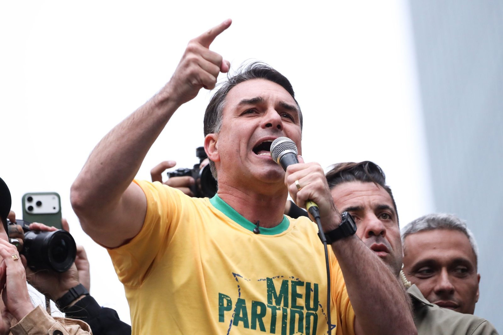 Candidato à Presidência, Flávio Bolsonaro participa de ato de 7 de setembro na Avenida Paulista