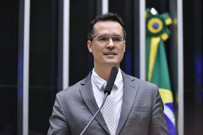 Imagem de ‘Vou recorrer da decisão até o fim’, diz Dallagnol após câmara confirmar cassação