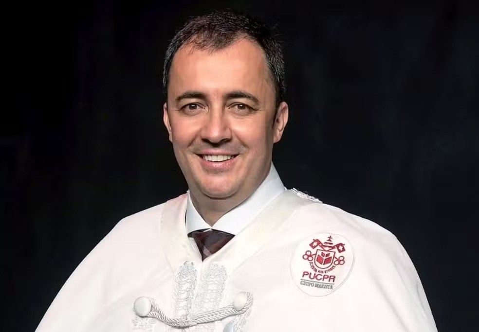 Rogério Renato Mateucci era reitor da PUC Paraná