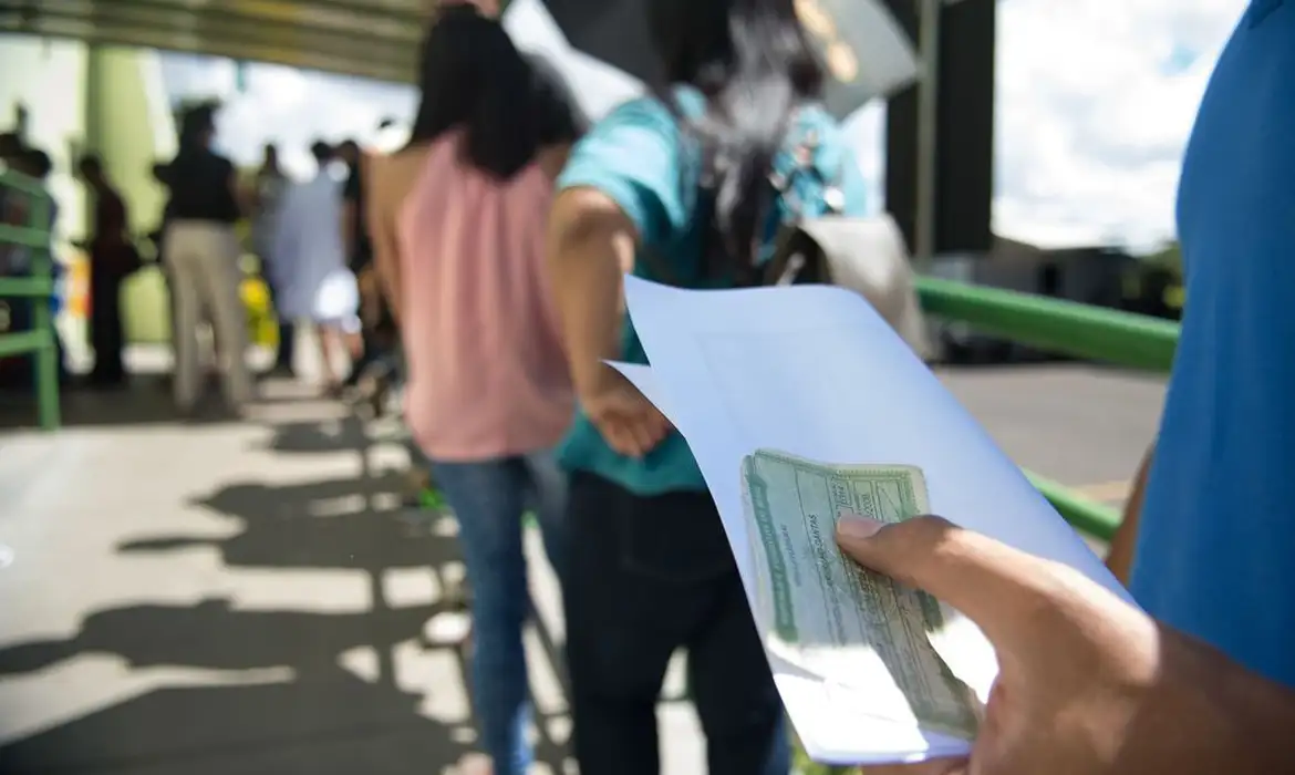 Imagem de UNICEF mobiliza jovens de 16 e 17 anos para tirar título de eleitor no Brasil