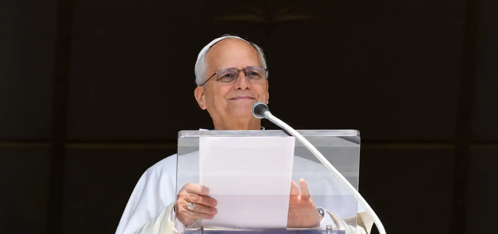 Imagem de Papa Leão XIV é diagnosticado com câncer de pulmão, passa por cirurgia e tem parte do órgão removida