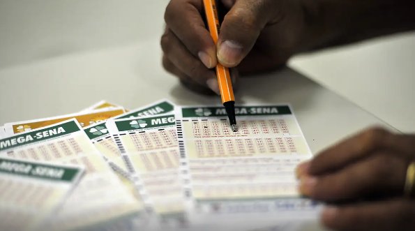 Imagem de Mega-Sena não tem ganhador e prêmio vai a R$ 55 milhões