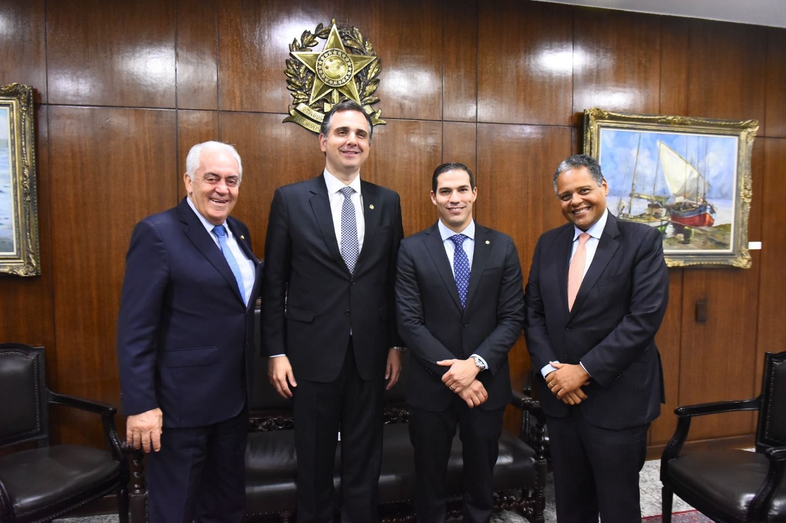 Imagem de Junto a líderes partidários e Rodrigo Pacheco, Gabriel Nunes defende redução de 'juros abusivos do Banco Central'