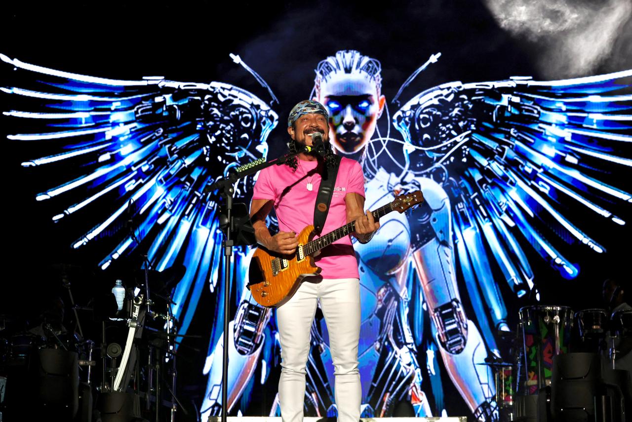Imagem de Ícone do Axé Music, Bell Marques relembra sucessos da carreira no Festival Virada Salvador 2026
