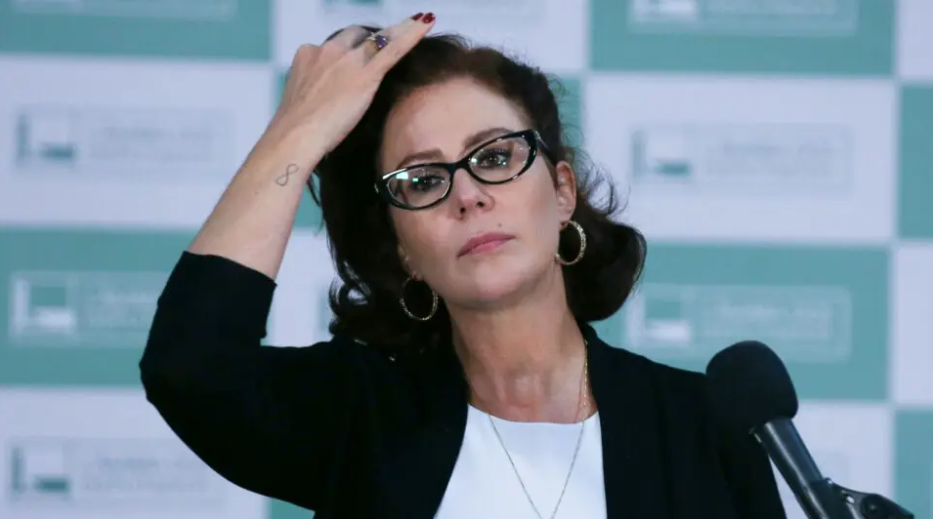 Imagem de Câmara contraria STF e rejeita cassação do mandato de Carla Zambelli