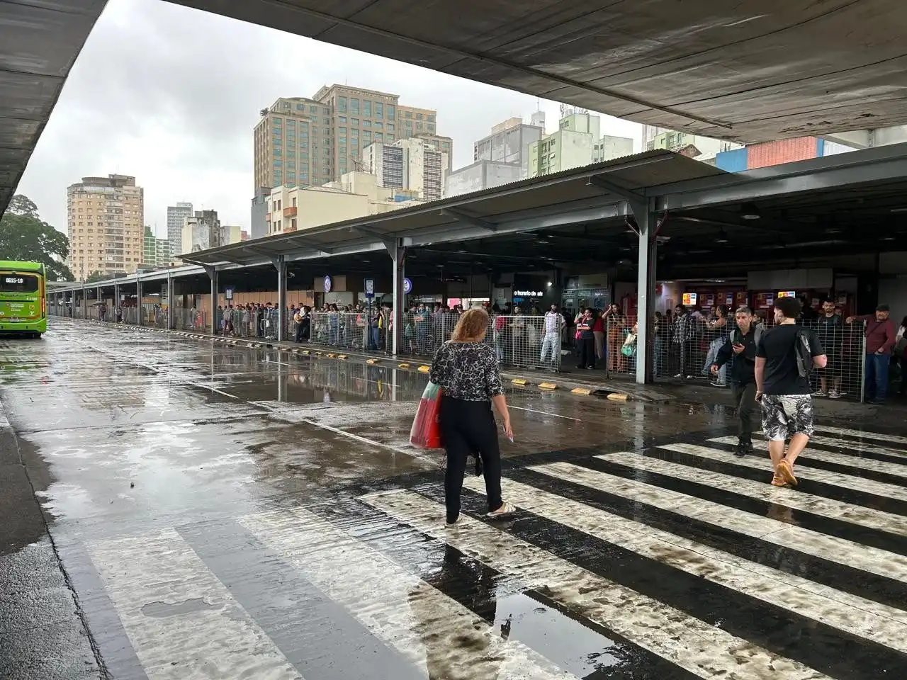 Imagem de MP deve se manifestar sobre explicações da Prefeitura de SP para redução da frota de ônibus no 2º turno