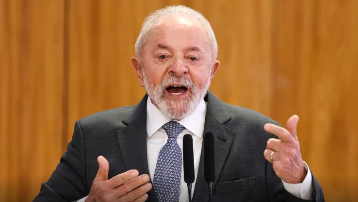 Imagem de Com crise de labirintite, Lula faz exames em hospital em Brasília
