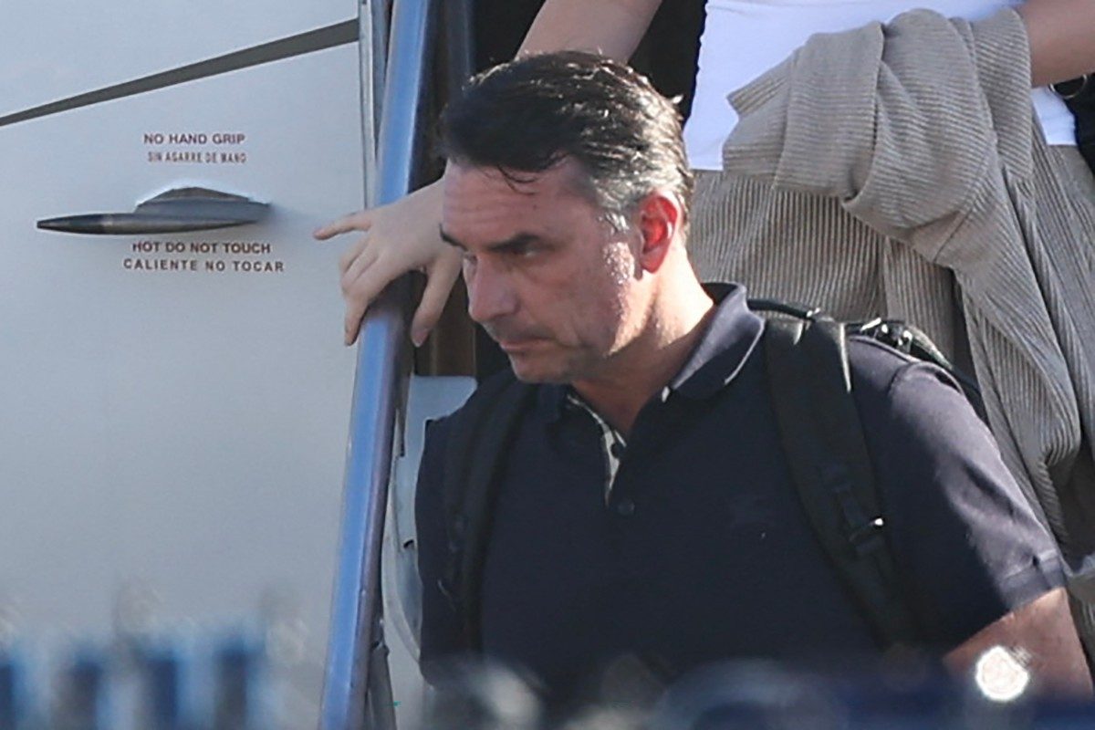 Flávio Bolsonaro chegando nos Estados Unidos.