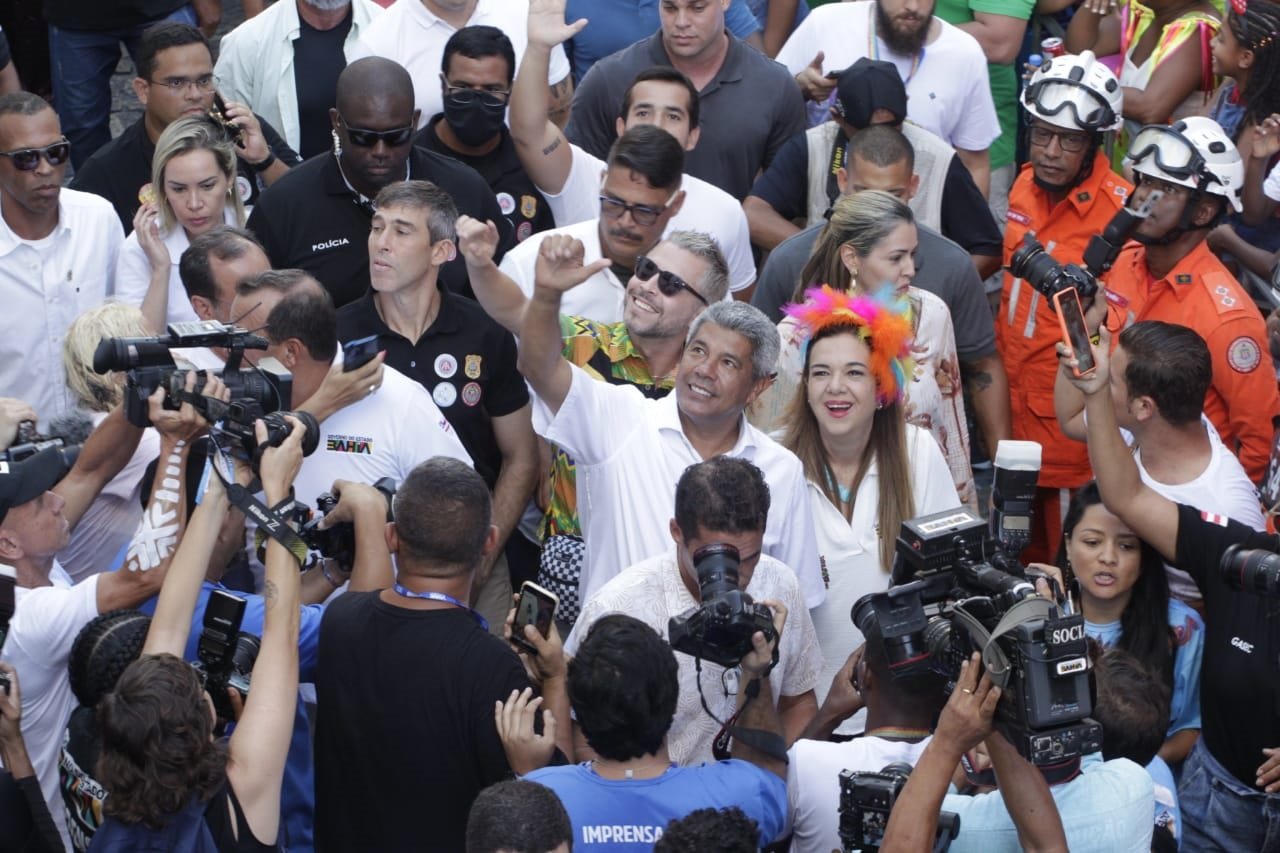 Imagem de Jerônimo Rodrigues participa da saída do Olodum, no Pelourinho