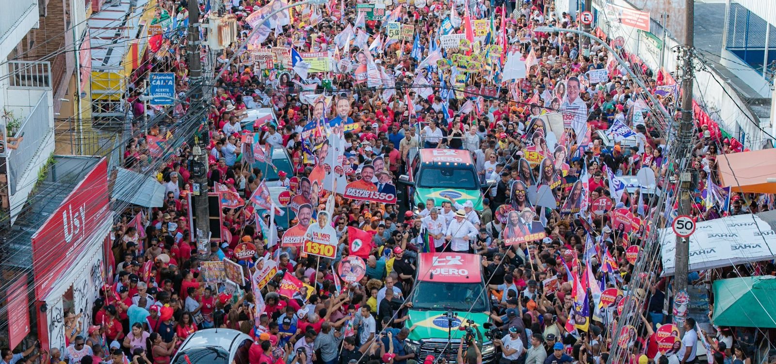 Imagem de Caminhada de Lula reúne multidão na Liberdade, em Salvador